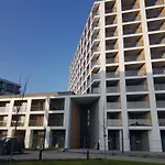 Hamba Clouds- Self Check-in, Parking, 24h , Vat Апартаменты