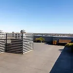 Hamba Clouds- Self Check-in, Parking, 24h , Vat