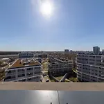 Hamba Clouds- Self Check-in, Parking, 24h , Vat Апартаменты