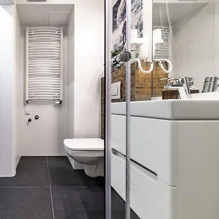 Appartement Hamba Clouds- Self Check-in, Parking, 24h , Vat Warschau