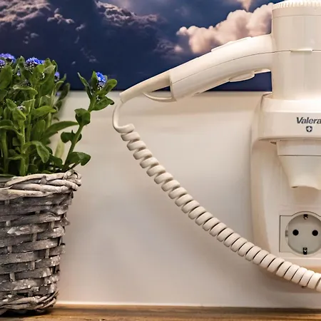 Hamba Clouds- Self Check-in, Parking, 24h , Vat Appartement *