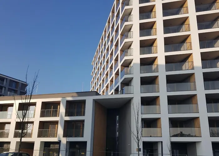 Hamba Clouds- Self Check-in, Parking, 24h , Vat Daire