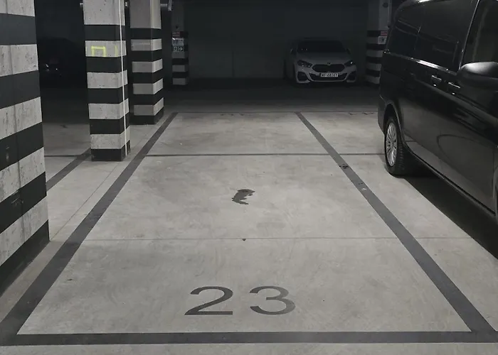 Daire Hamba Clouds- Self Check-in, Parking, 24h , Vat Varşova